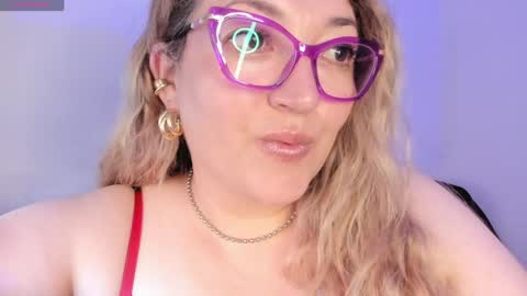 Nataly online show from May 2026 06:27:02 PM