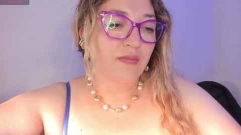 Nataly online show from June 2026 06:51:02 PM