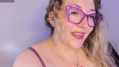 Nataly online show from June 2026 07:16:01 PM