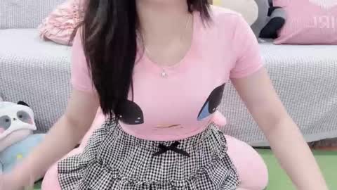 Kiki online show from October 2025 05:16:02 AM