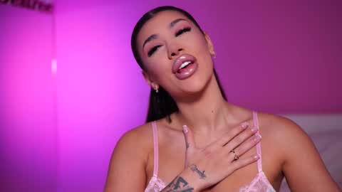 Naty online show from February 2025 05:08:01 AM