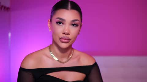 Naty online show from March 2025 08:23:02 AM