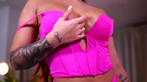 Naty online show from May 2026 01:56:01 AM