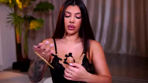 Naty online show from May 2026 07:09:02 PM