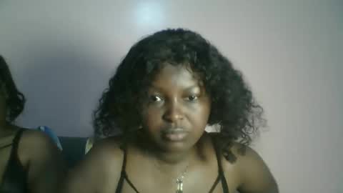 naughti_garlie online show from May 2026 04:19:02 AM
