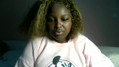 naughti_garlie online show from June 2026 06:50:01 PM