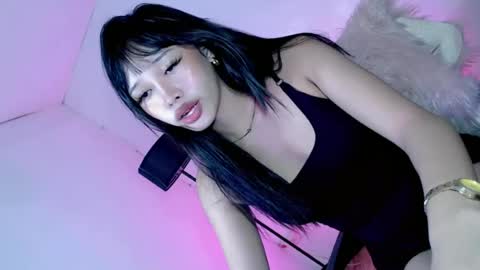 itsyourgirl kiara online show from June 2026 01:04:02 PM