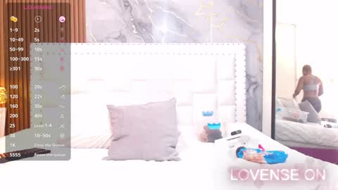 Snapshot of naughty_ebonyy chatting on December 2024 03:04:02 AM SASHA online show from December 2024 03:04:02 AM