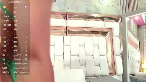 Snapshot of naughty_ebonyy chatting on February 2025 02:58:01 AM SASHA online show from February 2025 02:58:01 AM