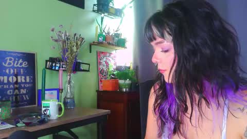 Em  please help me reach 100 thumbs up 3 online show from September 2025 04:34:02 PM