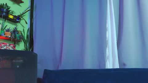 Em  please help me reach 100 thumbs up 3 online show from November 2025 04:55:01 AM