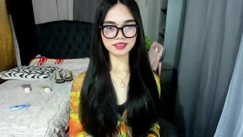 emma online show from May 2026 07:19:02 PM