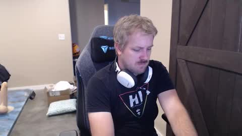 Snapshot of naughty_kinky1 chatting on October 2025 03:55:01 PM Naughty kinky1 online show from October 2025 03:55:01 PM