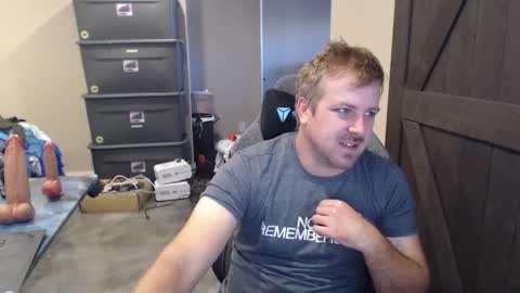 Snapshot of naughty_kinky1 chatting on December 2025 06:17:01 PM Naughty kinky1 online show from December 2025 06:17:01 PM