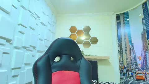 Snapshot of naughty_kittenm chatting on April 2026 11:57:01 AM Kitten online show from April 2026 11:57:01 AM