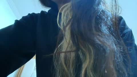 Snapshot of naughty_kittenm chatting on April 2026 10:52:02 AM Kitten online show from April 2026 10:52:02 AM
