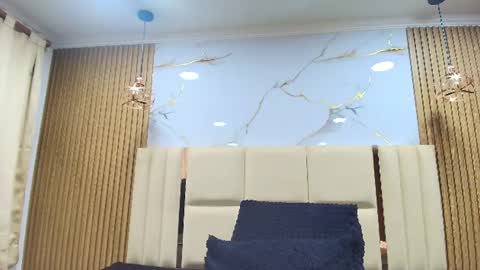 Kitten online show from July 2026 11:14:01 AM