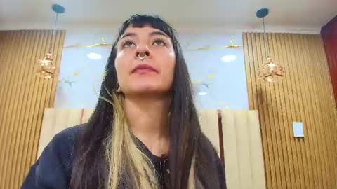 Kitten online show from July 2026 11:37:02 AM