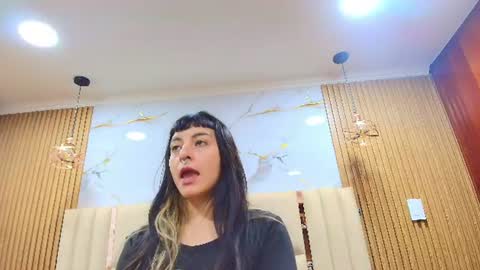Kitten online show from July 2026 11:37:02 AM