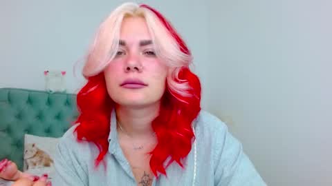 Maria  online show from October 2025 02:03:02 PM