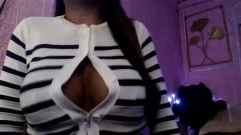 naughty_lorien143 online show from May 2026 01:05:02 PM