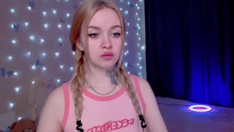 Snapshot of naughty_mablee chatting on March 2026 01:13:01 AM Mable online show from March 2026 01:13:01 AM