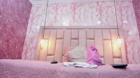 Snapshot of naughty_mely_ chatting on February 2026 07:43:01 PM Melany online show from February 2026 07:43:01 PM