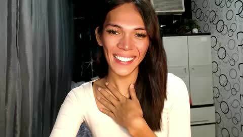 Ariela online show from May 2026 06:09:01 PM