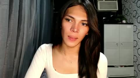 Ariela online show from June 2026 06:15:01 AM