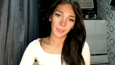 Ariela online show from July 2026 08:52:01 PM