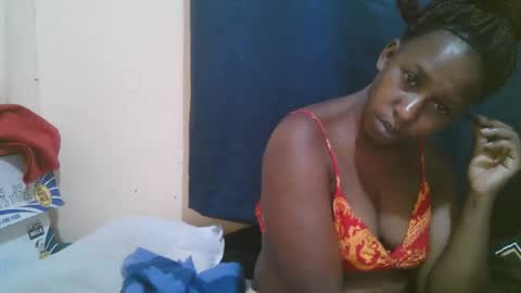 Snapshot of naughty_slender2 chatting on September 2025 12:01:02 AM jn online show from September 2025 12:01:02 AM