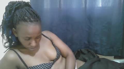 Snapshot of naughty_slender2 chatting on October 2025 11:18:02 AM jn online show from October 2025 11:18:02 AM