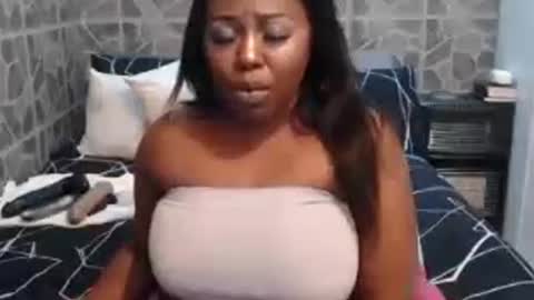 Snapshot of naughtyanal19 chatting on July 2026 06:28:02 PM zandy online show from July 2026 06:28:02 PM