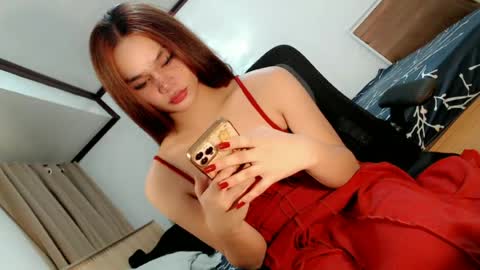 bella online show from June 2026 12:10:01 PM