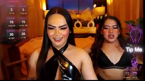 naughtyfridah online show from June 2026 06:12:01 PM