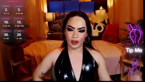 naughtyfridah online show from June 2026 04:57:01 PM