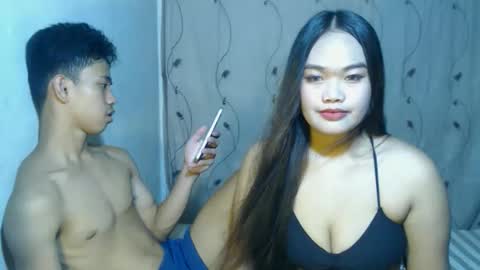 Snapshot of naughtyhotamber chatting on November 2025 05:50:02 AM amber and ryan online show from November 2025 05:50:02 AM