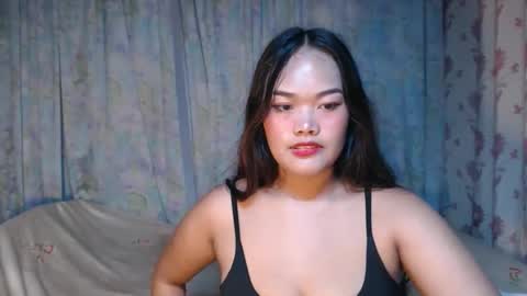 Snapshot of naughtyhotamber chatting on December 2025 10:32:02 AM amber and ryan online show from December 2025 10:32:02 AM