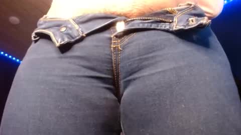 Snapshot of naughtyhotsquirt chatting on April 2026 11:02:02 AM Kimberly online show from April 2026 11:02:02 AM