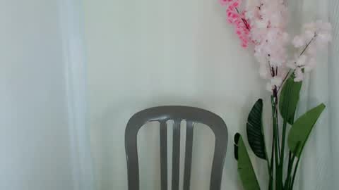 naughtyiyahxxx online show from June 2026 02:06:01 PM