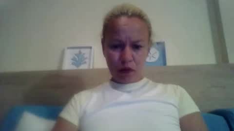 naughtyjennyblondeuk online show from April 2026 08:57:02 PM
