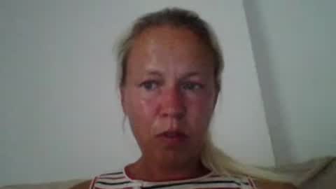 naughtyjennyblondeuk online show from June 2026 07:00:02 PM
