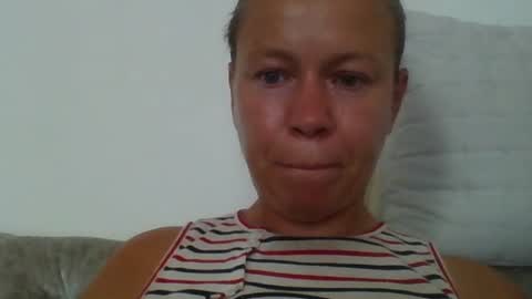 naughtyjennyblondeuk online show from July 2026 02:32:02 PM