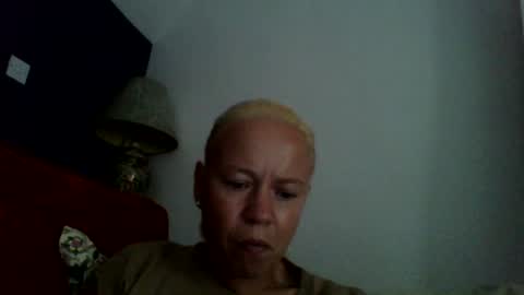 naughtyjennyblondeuk online show from July 2026 05:44:02 PM