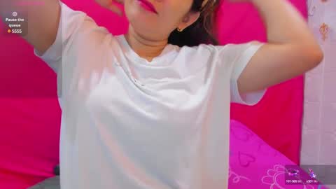 Snapshot of naughtymhavz chatting on January 2025 12:17:02 PM marvie mhavz online show from January 2025 12:17:02 PM