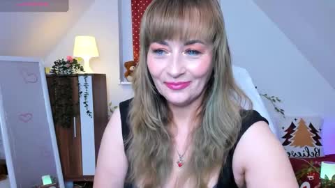 Snapshot of naughtymilane chatting on January 2026 09:17:01 PM Milana - on air every day except Wednesday from 9 pm to 4 am European time online show from January 2026 09:17:01 PM