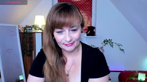 Milana - on air every day except Wednesday from 9 pm to 4 am European time online show from June 2026 09:46:01 PM