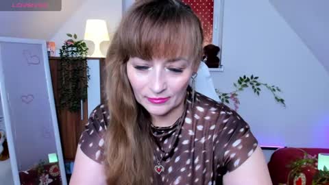 Milana - on air every day except Wednesday from 9 pm to 4 am European time online show from June 2026 09:41:01 PM