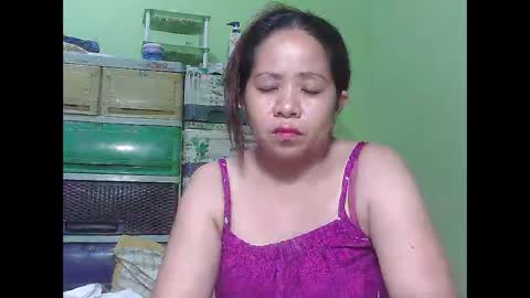 naughtymom26 online show from April 2026 10:12:02 PM
