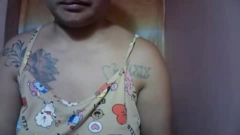 naughtymom_33 online show from December 2025 07:44:01 PM